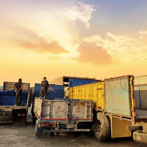 بارگیری قالب بتن فلزی | بنیامین سازه نفیس